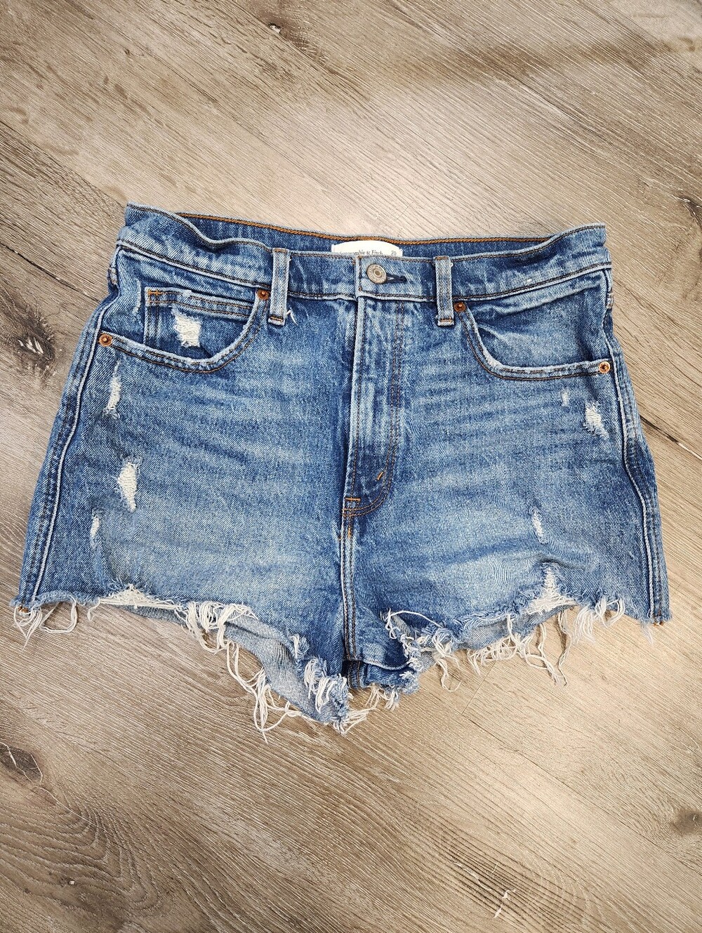 Abercrombie & Fitch Ultra High Rise Mom  Jorts size 8